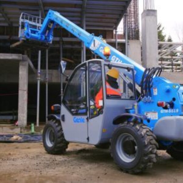 Telehandler Reach Forklift, 5,000 lbs., 16-20 ft.